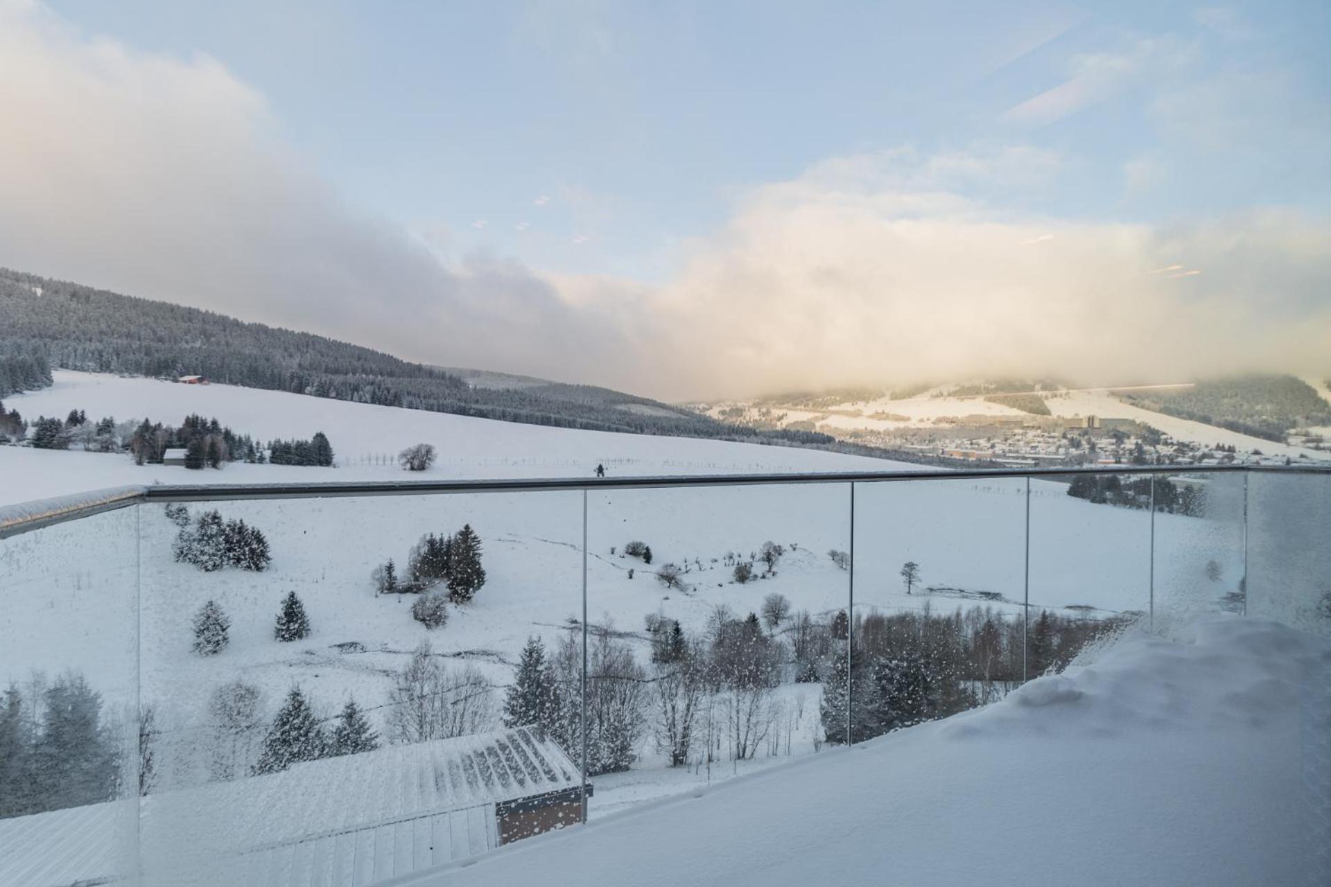 Apartmany Vista Klinovec Loučná pod Klínovcem Exterior foto