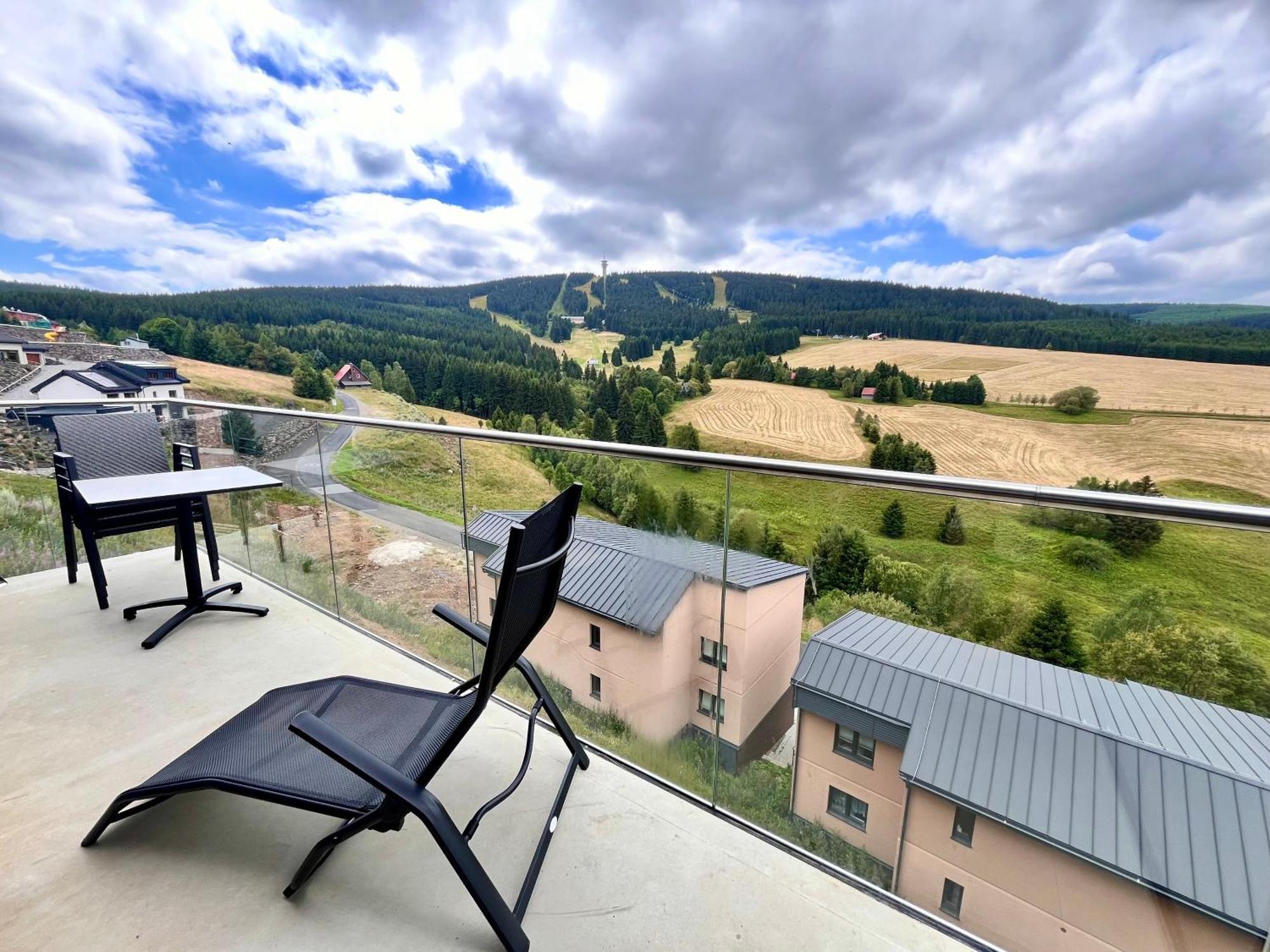 Apartmany Vista Klinovec Loučná pod Klínovcem Exterior foto