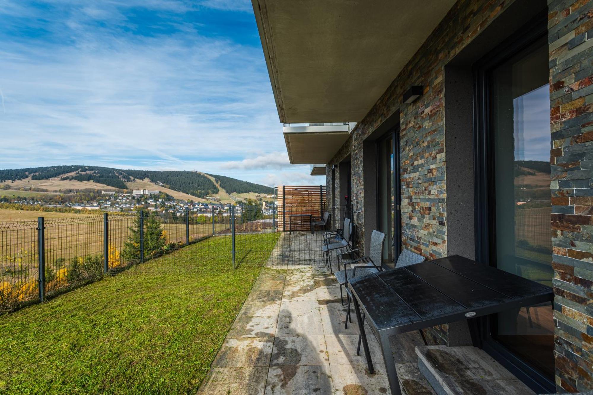 Apartmany Vista Klinovec Loučná pod Klínovcem Exterior foto