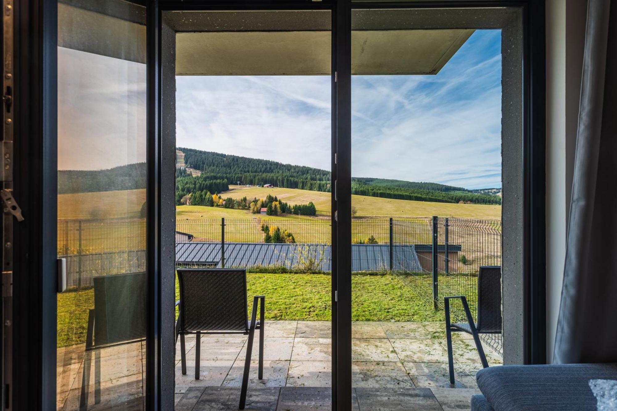 Apartmany Vista Klinovec Loučná pod Klínovcem Exterior foto